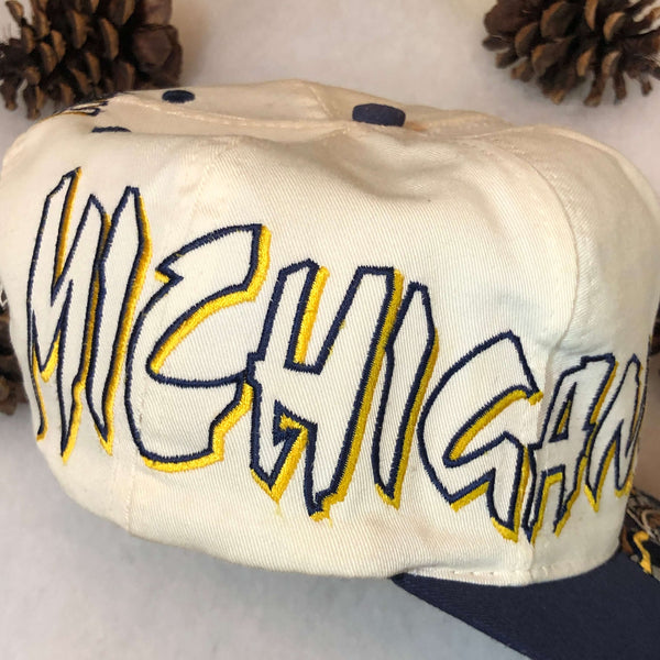 Vintage NCAA Michigan Wolverines Top of the World Snapback Hat