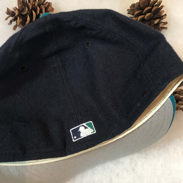 Vintage MLB Seattle Mariners New Era Wool Fitted Hat 7 3/8