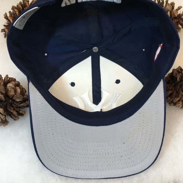 Vintage MLB New York Yankees Logo 7 Big Logo Twill Snapback Hat