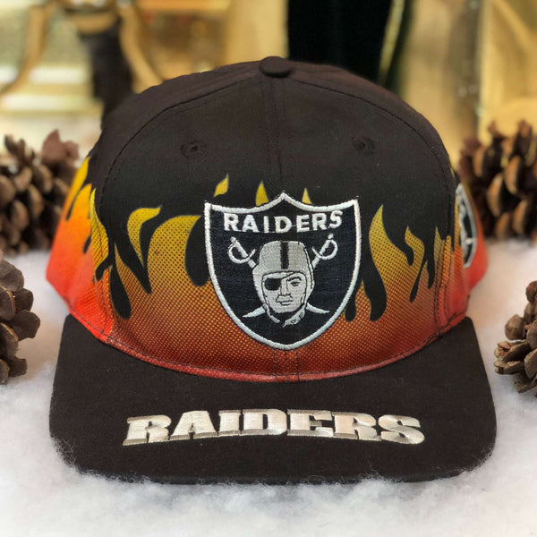 Vintage NFL Los Angeles Raiders On Fire *YOUTH* Snapback Hat – 🎅 Bad Santa