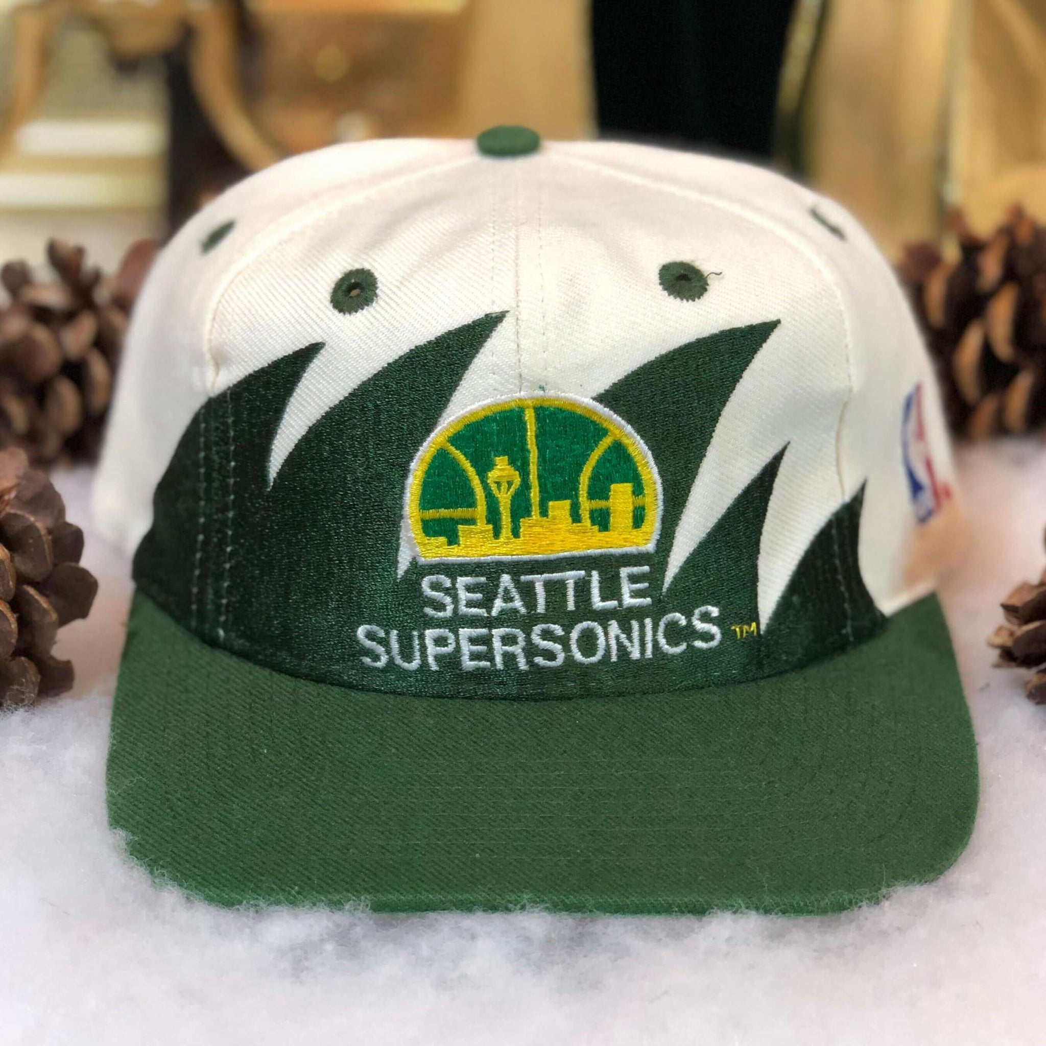 Vintage NBA Seattle Supersonics Logo Athletic Sharktooth Snapback Hat