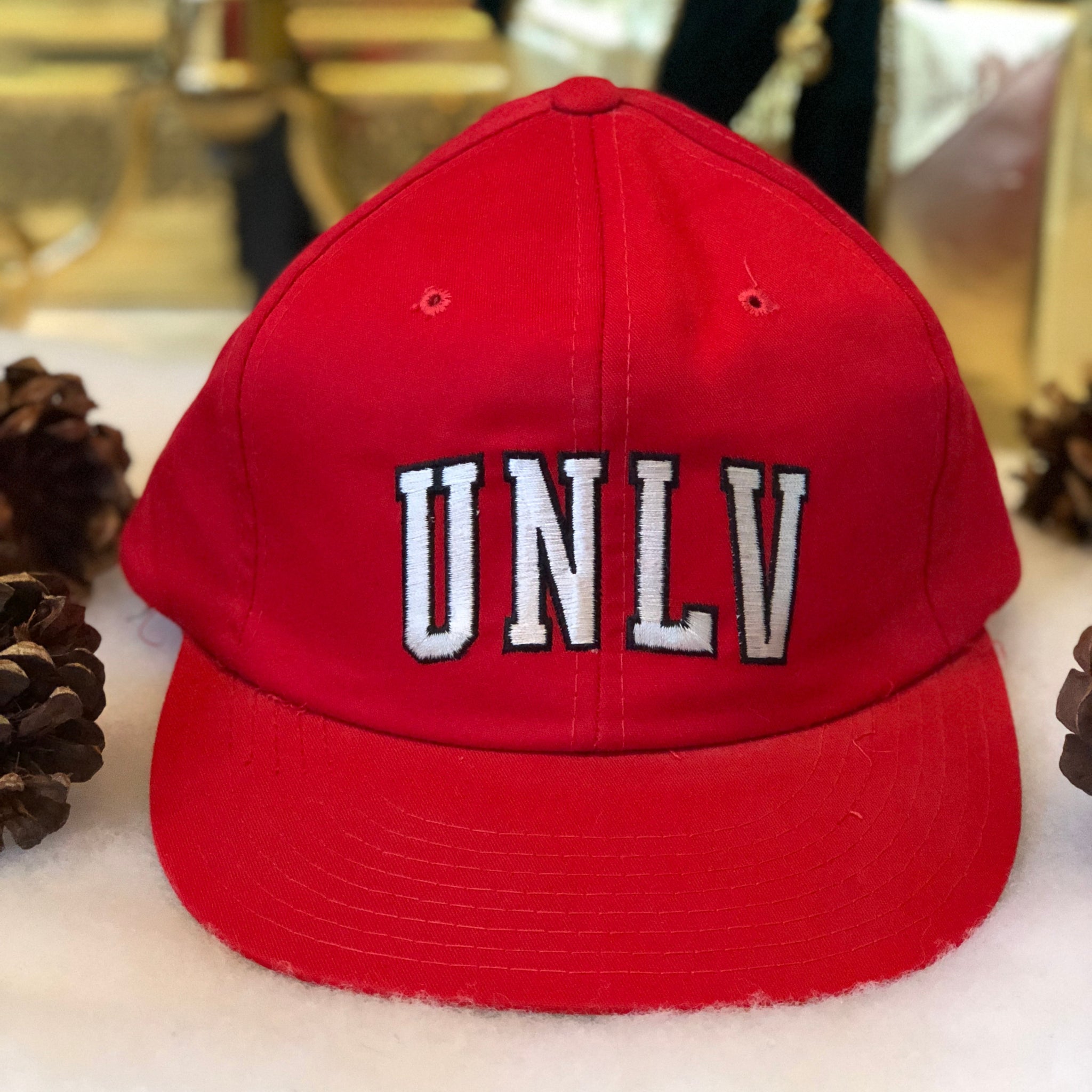 Vintage Starter NCAA UNLV Runnin' Rebels Snapback Hat
