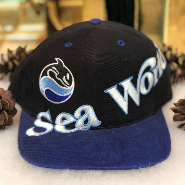 Vintage Deadstock NWOT Sea World Snapback Hat