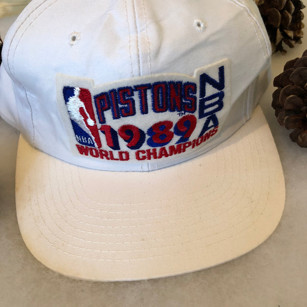 Vintage Sports Specialties Twill NBA Detroit Pistons 1989 World Champions Snapback Hat