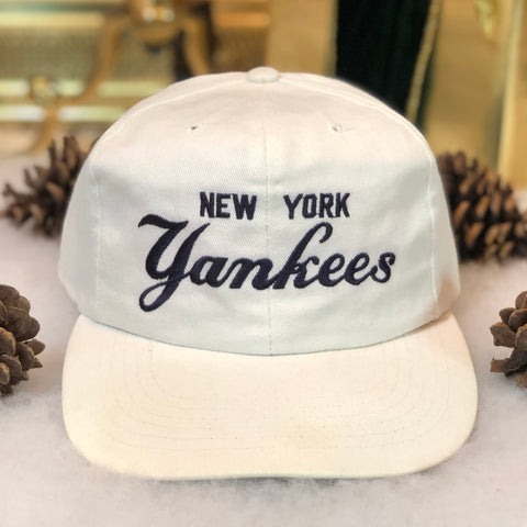 Vintage MLB New York Yankees Script Twill Snapback Hat