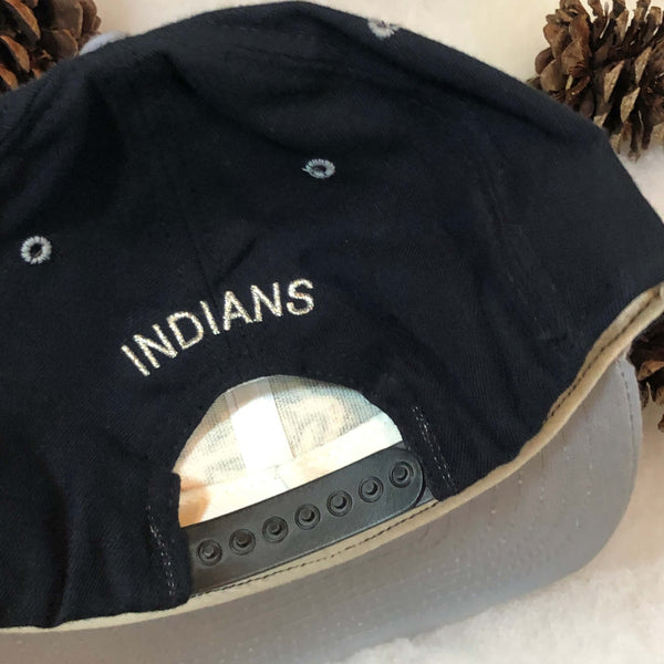 Vintage Deadstock NWOT MLB Cleveland Indians New Era Wool Snapback Hat