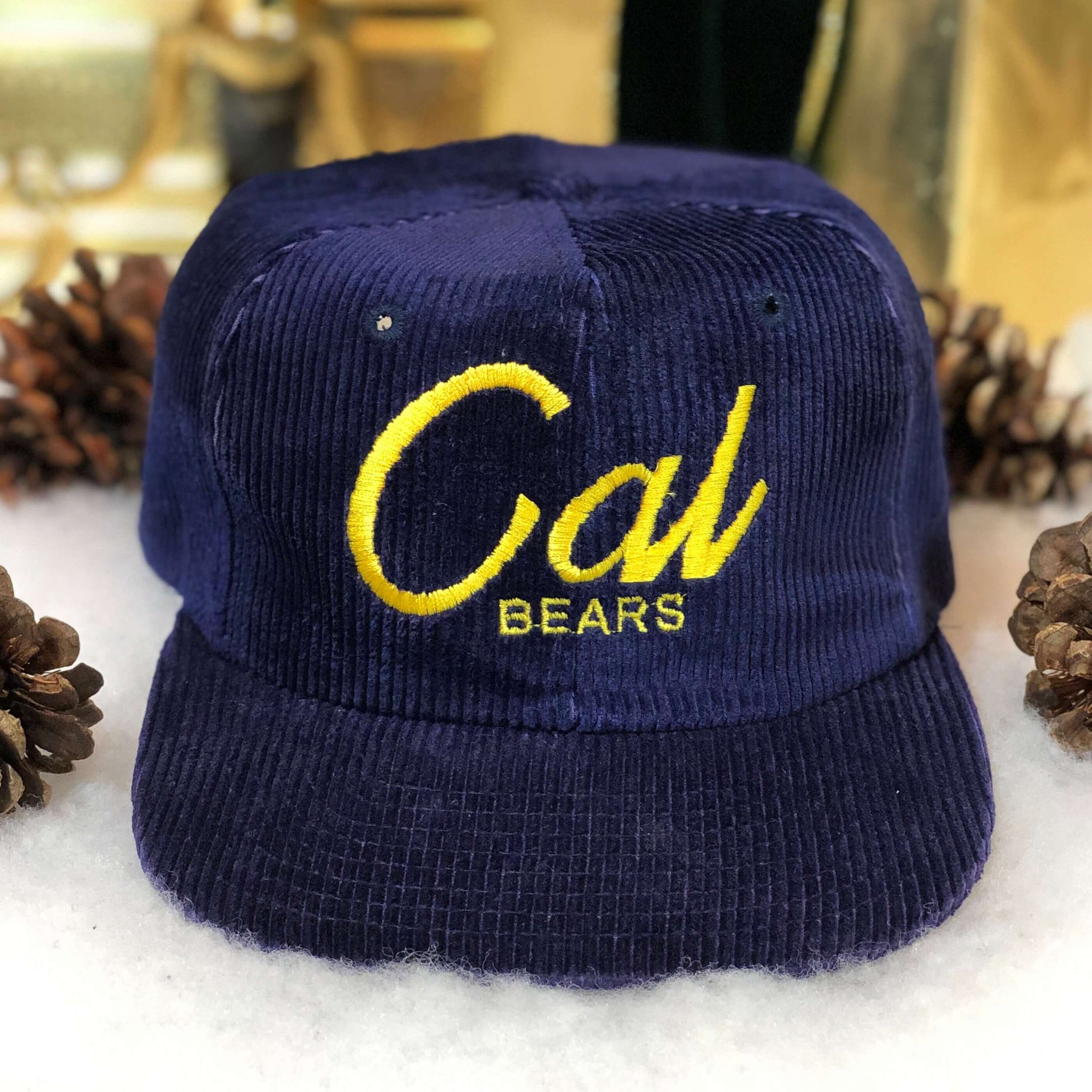 Vintage NCAA California Golden Bears Twins Enterprise Corduroy Script Snapback Hat