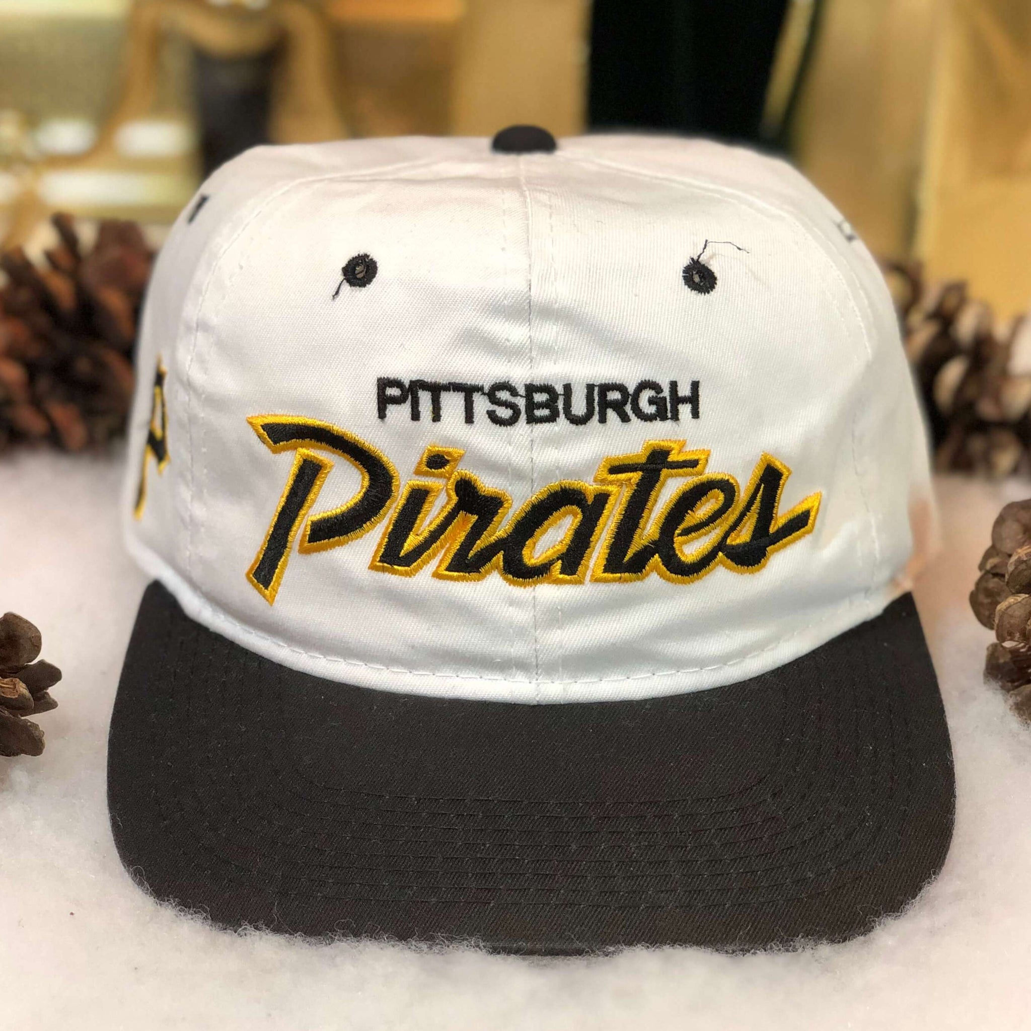 Vintage MLB Pittsburgh Pirates Sports Specialties Twill Script Snapback Hat