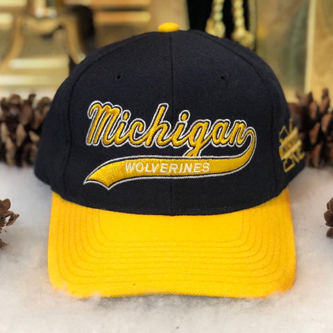 Vintage NCAA Michigan Wolverines Starter Tailsweep Script Wool Snapback Hat