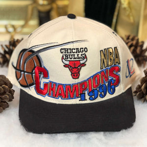 Vintage Deadstock NWOT 1996 NBA Champions Chicago Bulls Logo Athletic Snapback Hat