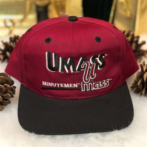 Vintage Deadstock NWT NCAA UMass Minutemen Twins Enterprise Twill Snapback Hat