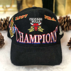 Vintage 1997 NBA Champions Chicago Bulls Logo Athletic Snapback Hat