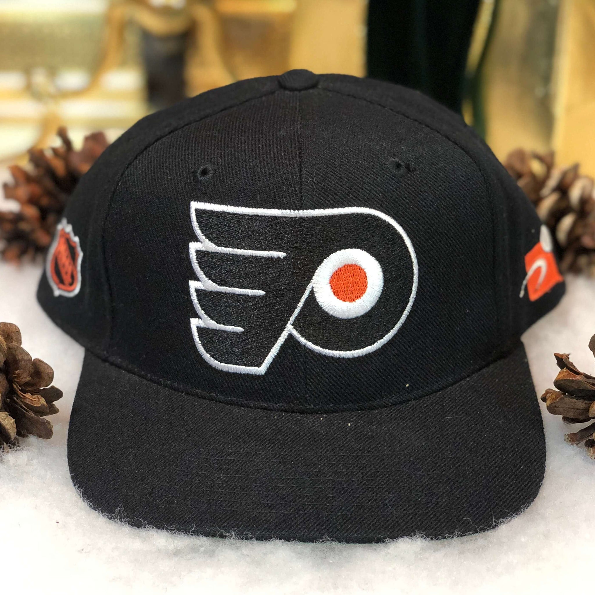 Vintage Deadstock NWT NHL Philadelphia Flyers Sports Specialties Plain Logo Snapback Hat