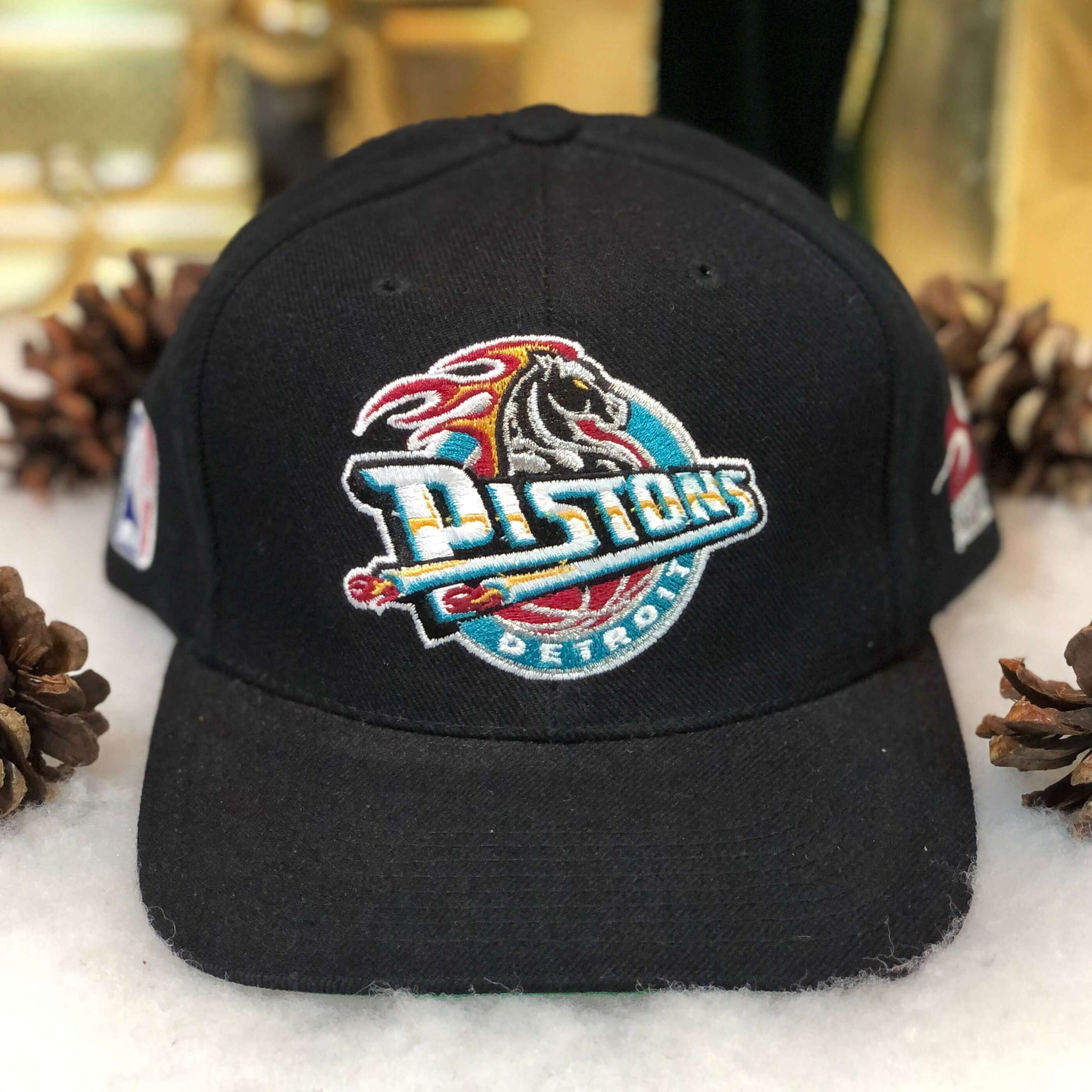 Vintage NBA Detroit Pistons Sports Specialties Plain Logo Snapback Hat