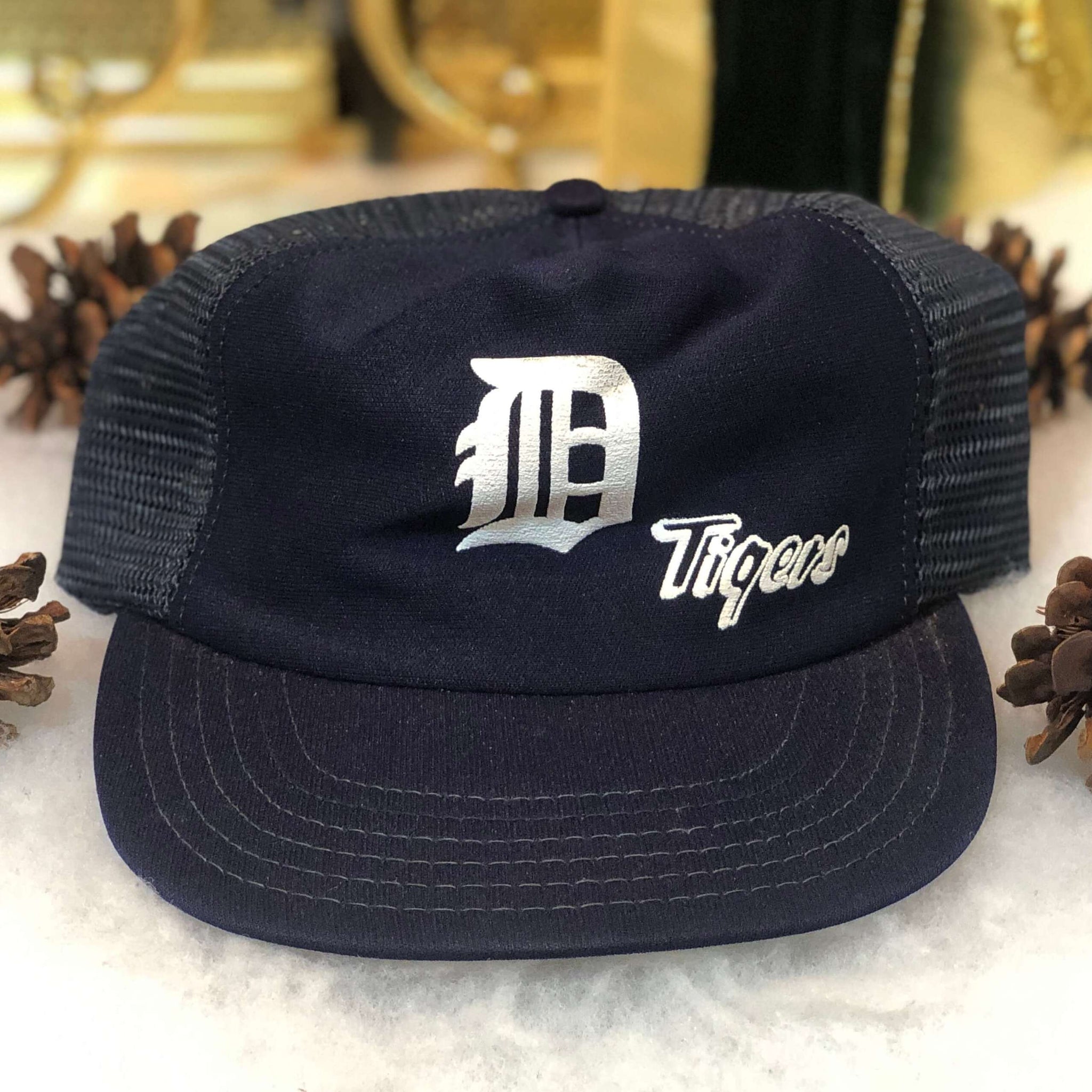 Vintage MLB Detroit Tigers P Cap Trucker Hat