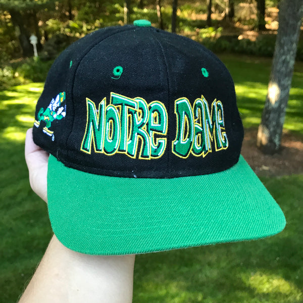 Vintage Top of the World NCAA Notre Dame Fighting Irish Graffiti Snapback Hat