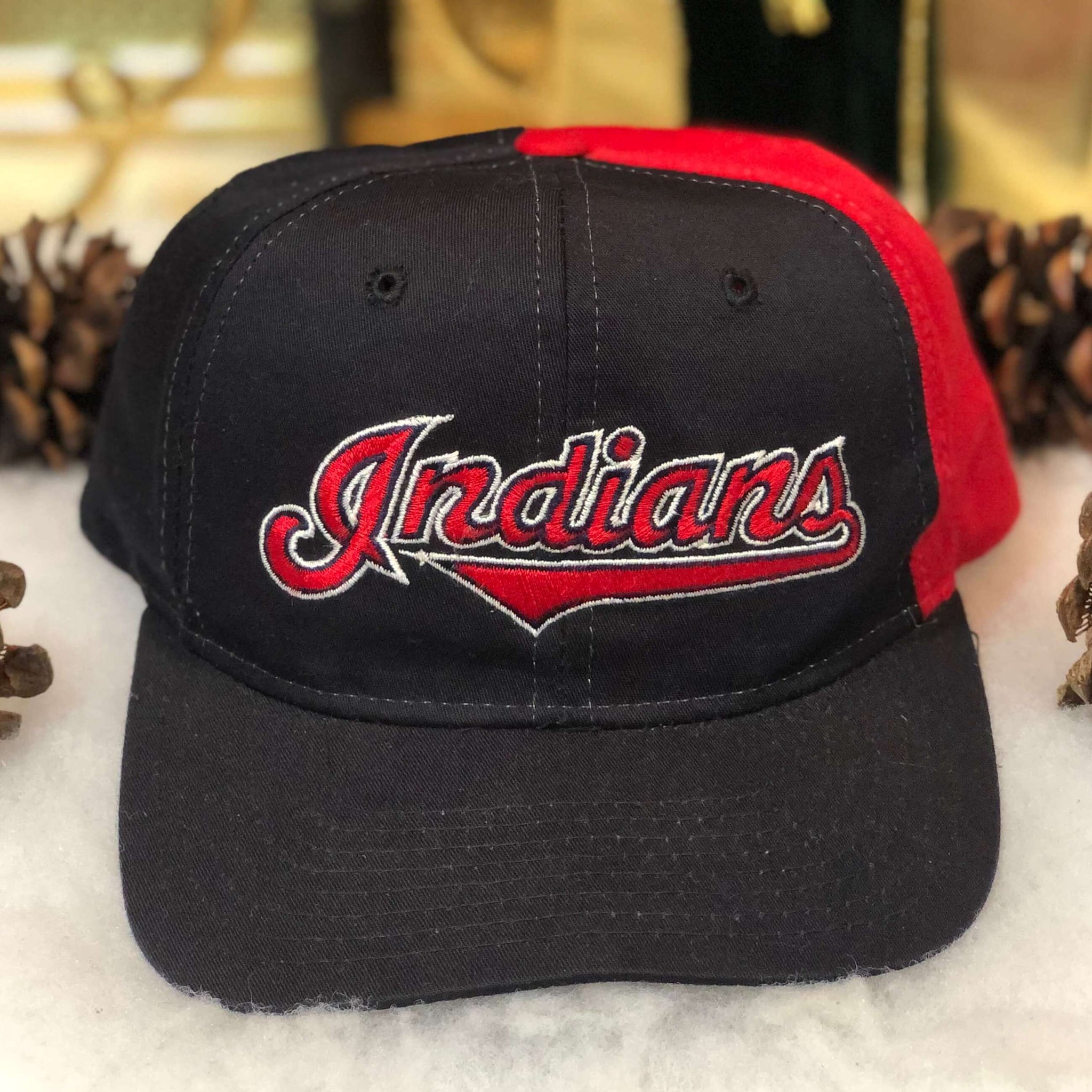 Vintage MLB Cleveland Indians Starter Twill Snapback Hat