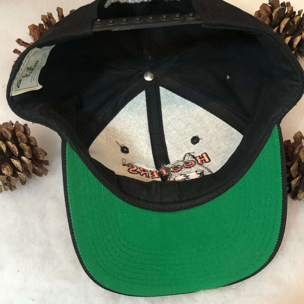 Vintage Hooters Boston Massachusetts Kudzu Twill Snapback Hat