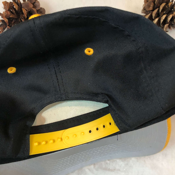 Vintage Deadstock NWOT NHL Boston Bruins Logo Athletic Twill Snapback Hat