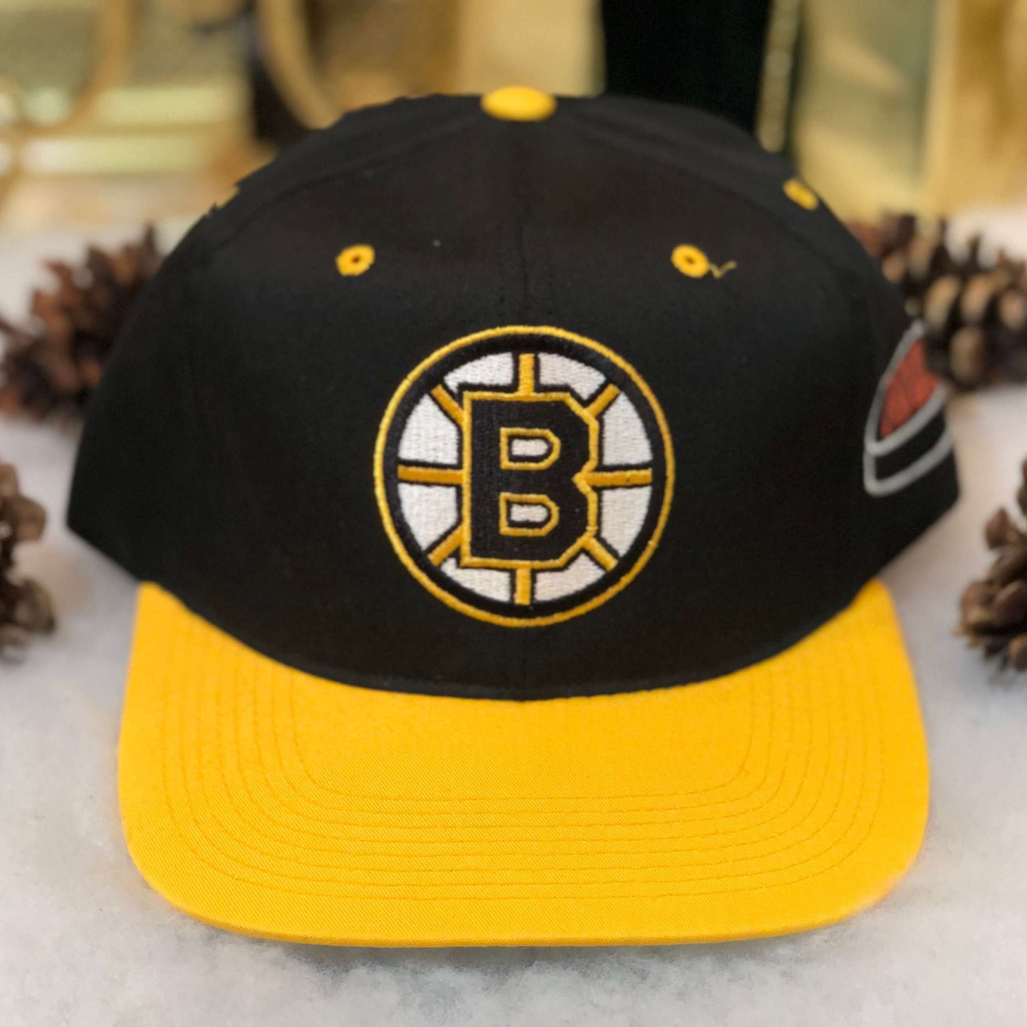 Vintage Deadstock NWOT NHL Boston Bruins The G Cap Twill Strapback Hat