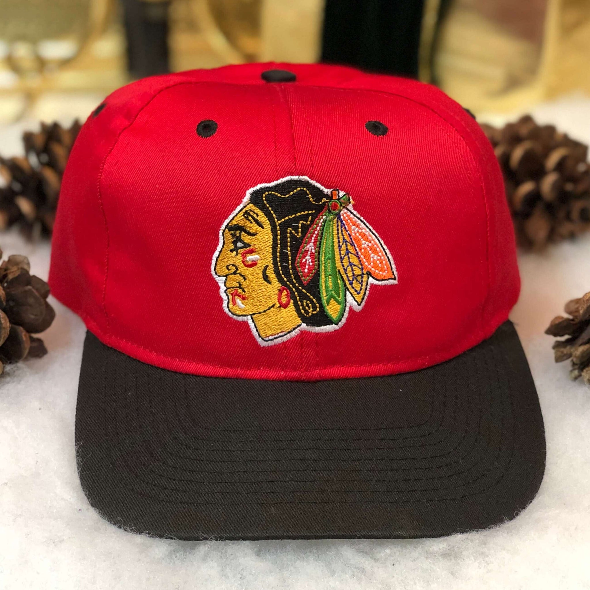 Vintage NHL Chicago Blackhawks Logo 7 Twill Snapback Hat
