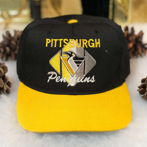 Vintage NHL Pittsburgh Penguins CCM Twill Snapback Hat
