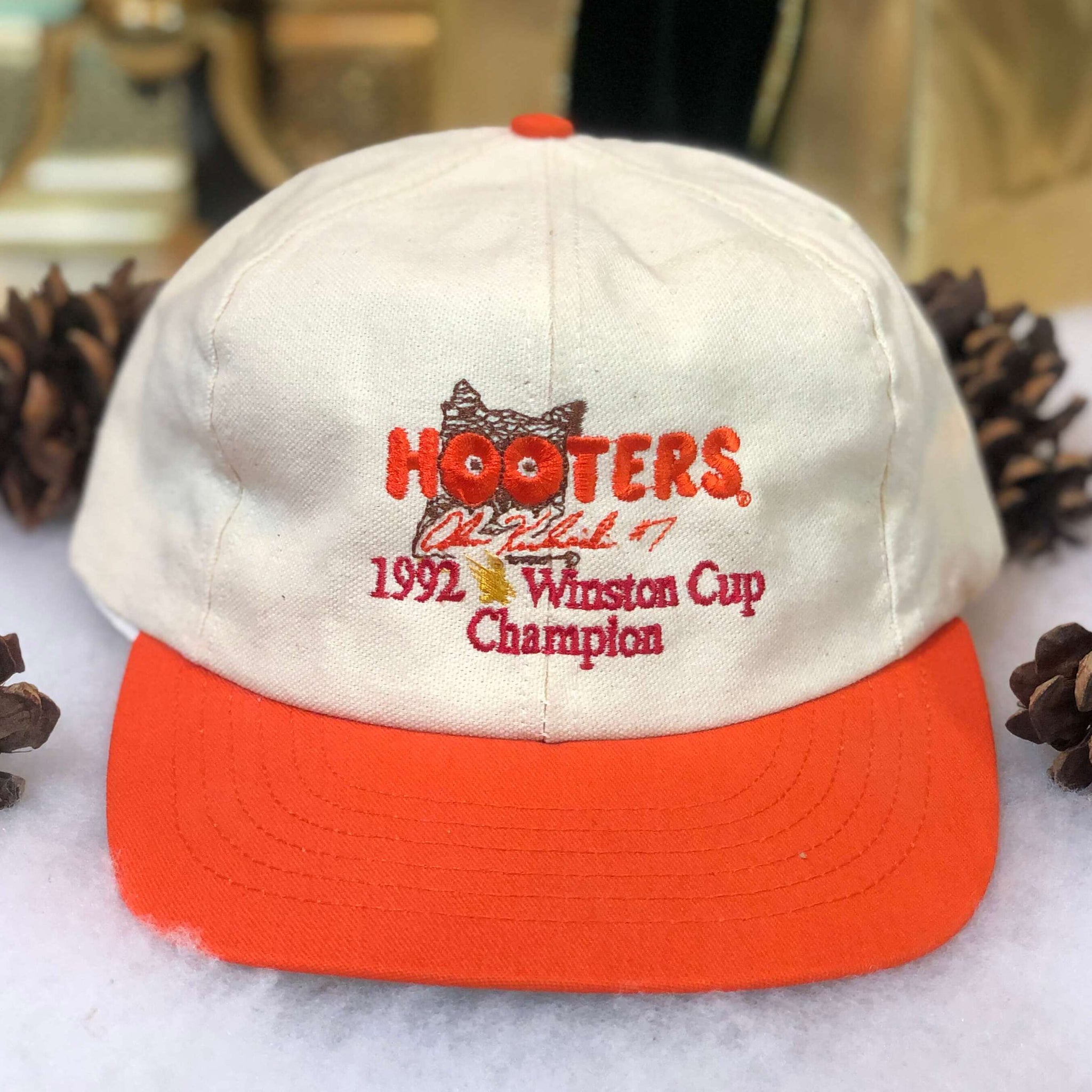 Vintage NASCAR Hooters 1992 Winston Cup Champion Alan Kulwicki Snapback Hat