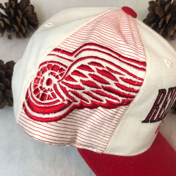Vintage NHL Detroit Red Wings Sports Specialties Laser Snapback Hat