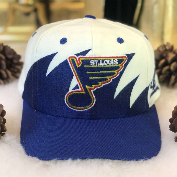 St. Louis Blues Vintage Logo 7 Twill Snapback Cap Hat