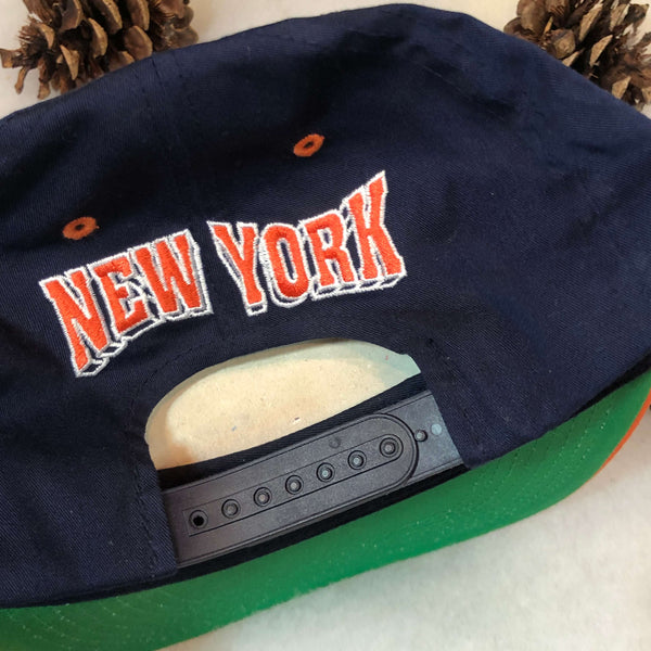 Vintage Deadstock NWOT NHL New York Islanders The G Cap Wave Twill Snapback Hat