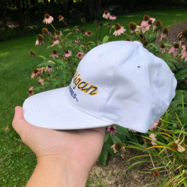 Vintage Sports Specialties Script NCAA Michigan Wolverines Snapback Hat