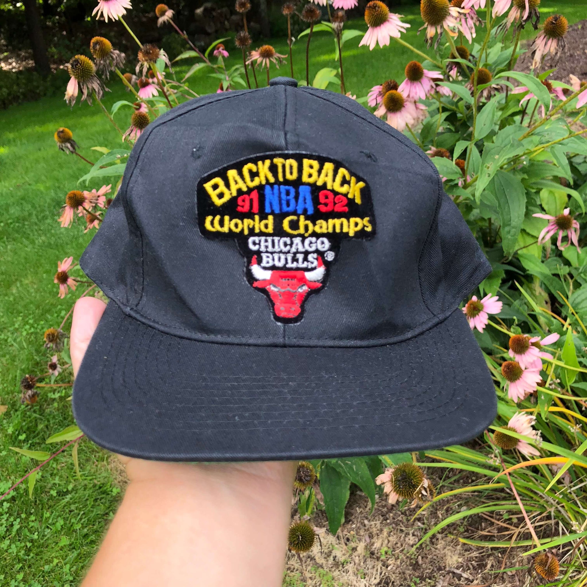 Vintage NBA Chicago Bulls 1991-1992 Back to Back World Champs Snapback Hat