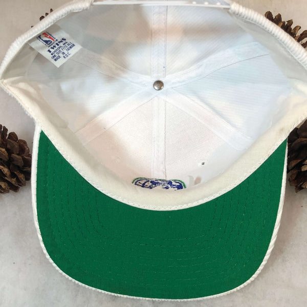 Vintage Deadstock NWOT NBA Minnesota Timberwolves Twins Enterprise Corduroy Snapback Hat