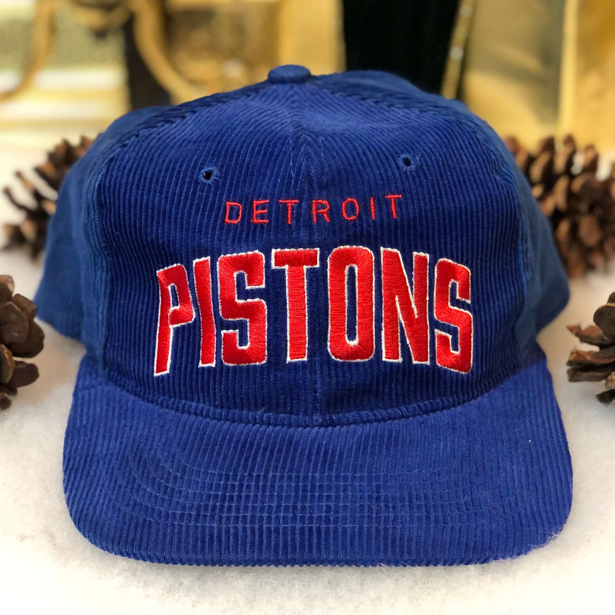 Vintage NCAA Detroit Pistons Starter Arch Corduroy Snapback Hat