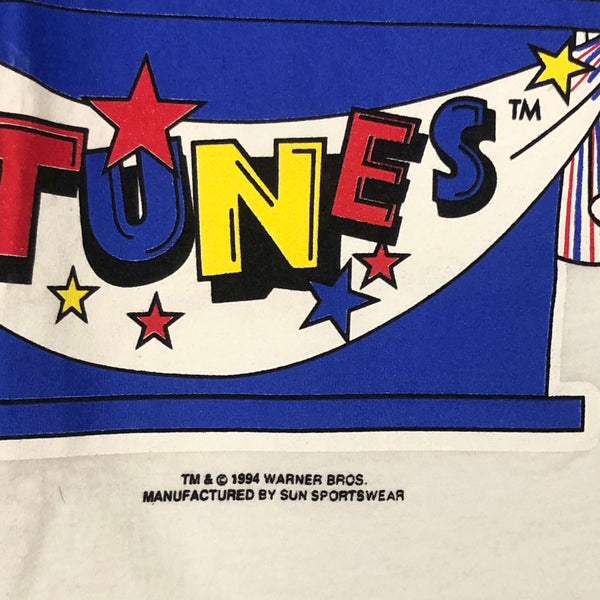 Vintage 1994 Looney Tunes Graphic T-Shirt (XL)
