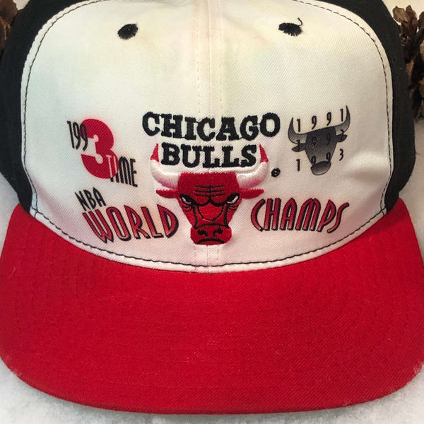 Vintage 1993 NBA Chicago Bulls 3-Peat World Champs New Era Wool Snapback Hat