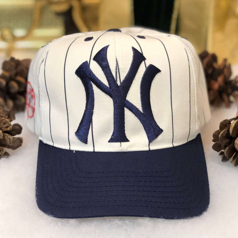 Vintage MLB New York Yankees Logo 7 Pinstripe Twill Snapback Hat