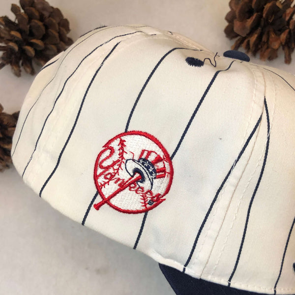Vintage MLB New York Yankees Logo 7 Pinstripe Twill Snapback Hat