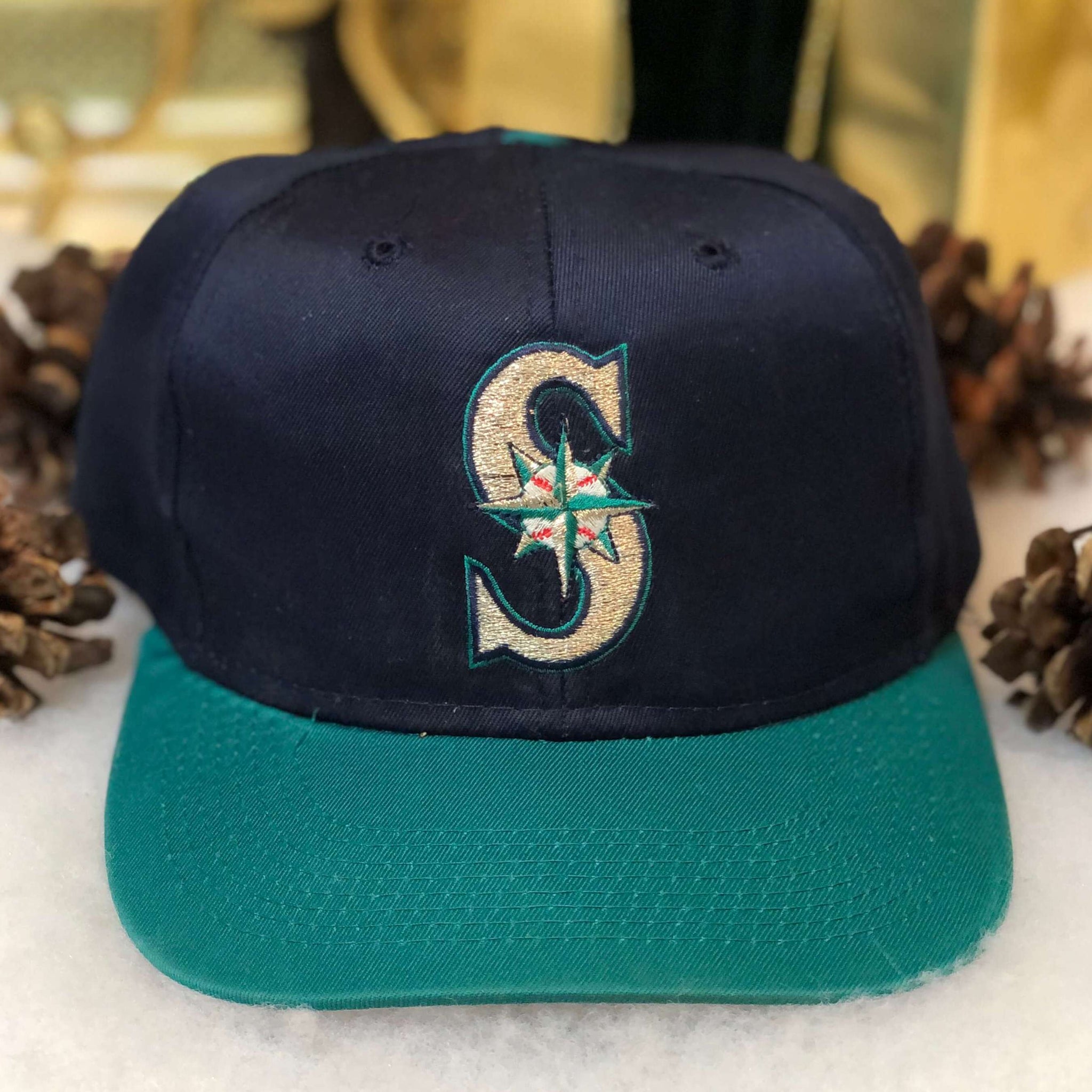 Vintage MLB Seattle Mariners Logo 7 Twill Snapback Hat