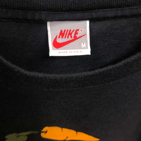 Vintage 1993 Nike "What's Up Jock?" Michael Jordan Bugs Bunny T-Shirt (M)