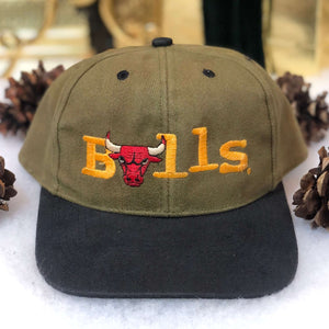 Vintage NBA Chicago Bulls Sears Brand Central Snapback Hat