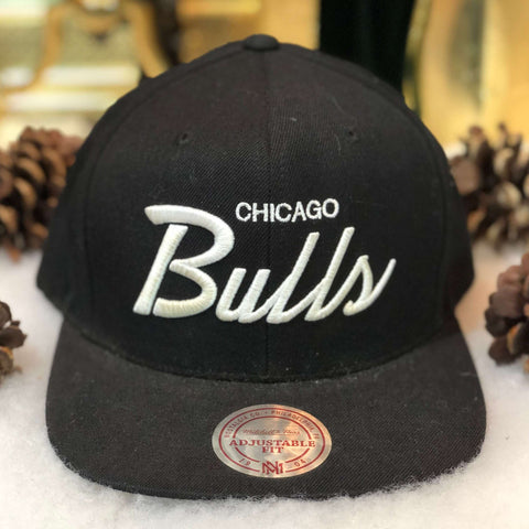 NBA Chicago Bulls Mitchell & Ness Script Snapback Hat