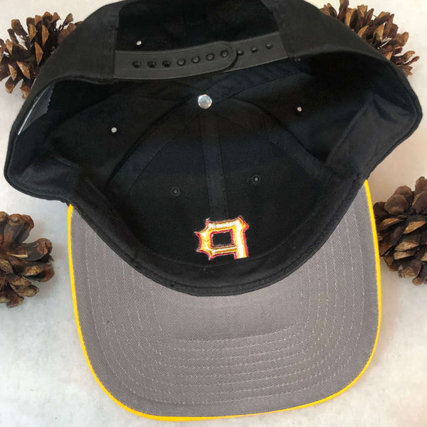 Vintage MLB Pittsburgh Pirates Twins Enterprise Twill Snapback Hat
