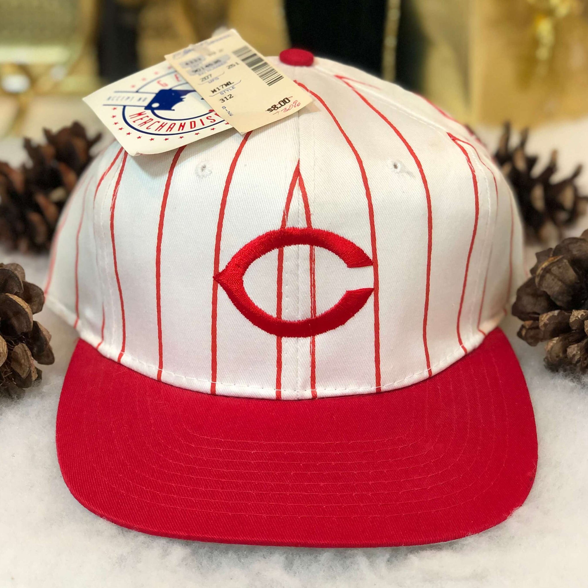 Vintage Deadstock NWT MLB Cincinnati Reds Pinstripe Universal Twill Snapback Hat