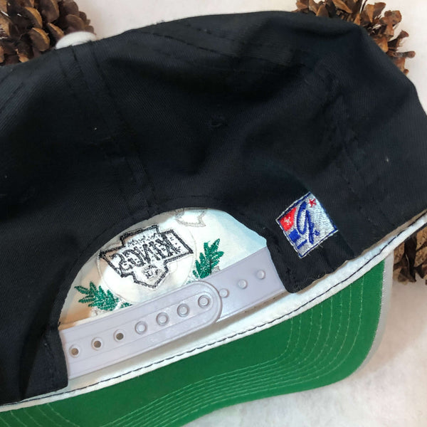 Vintage NHL Los Angeles Kings The Game Twill Snapback Hat