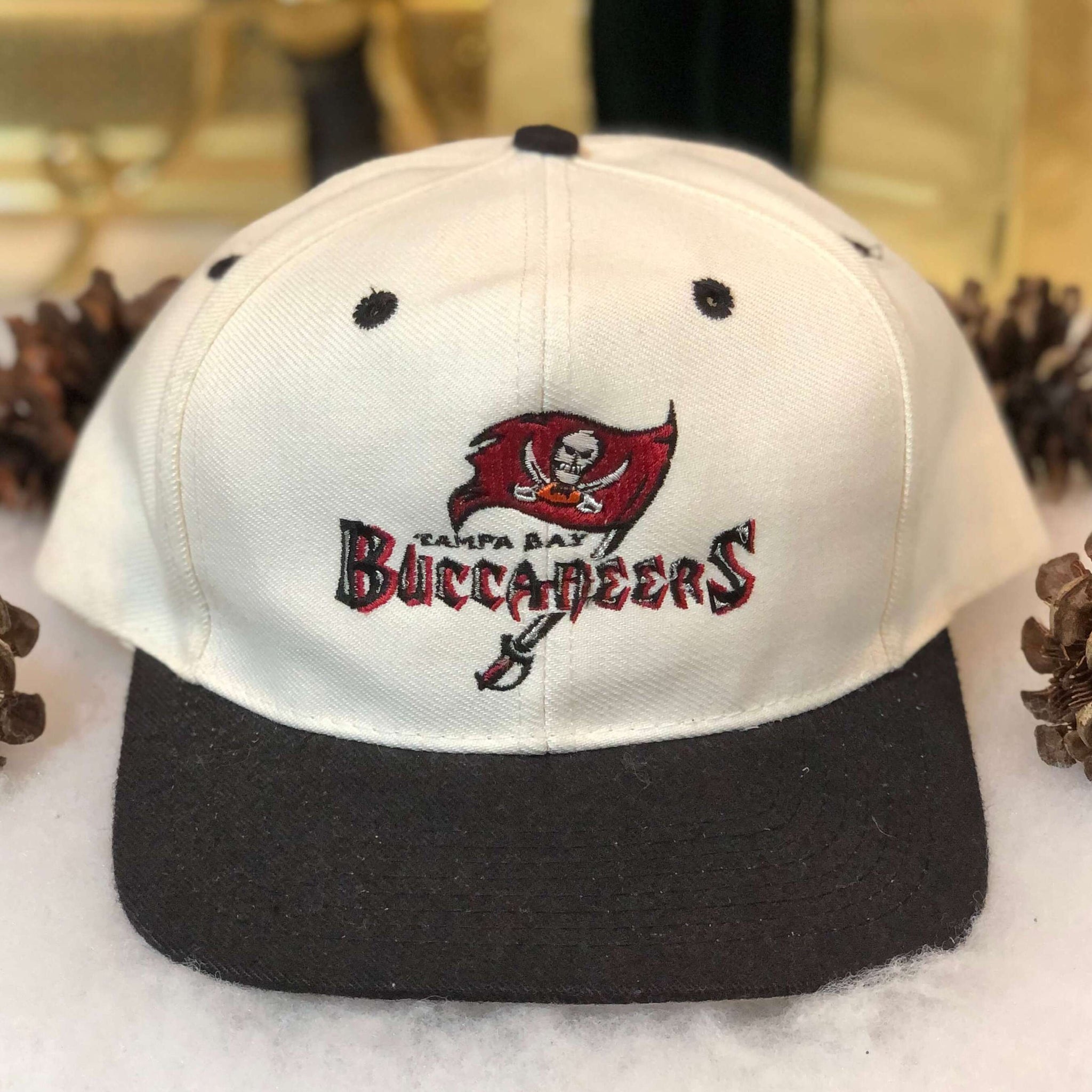 Vintage Deadstock NWOT NFL Tampa Bay Buccaneers Logo 7 Wool Snapback Hat