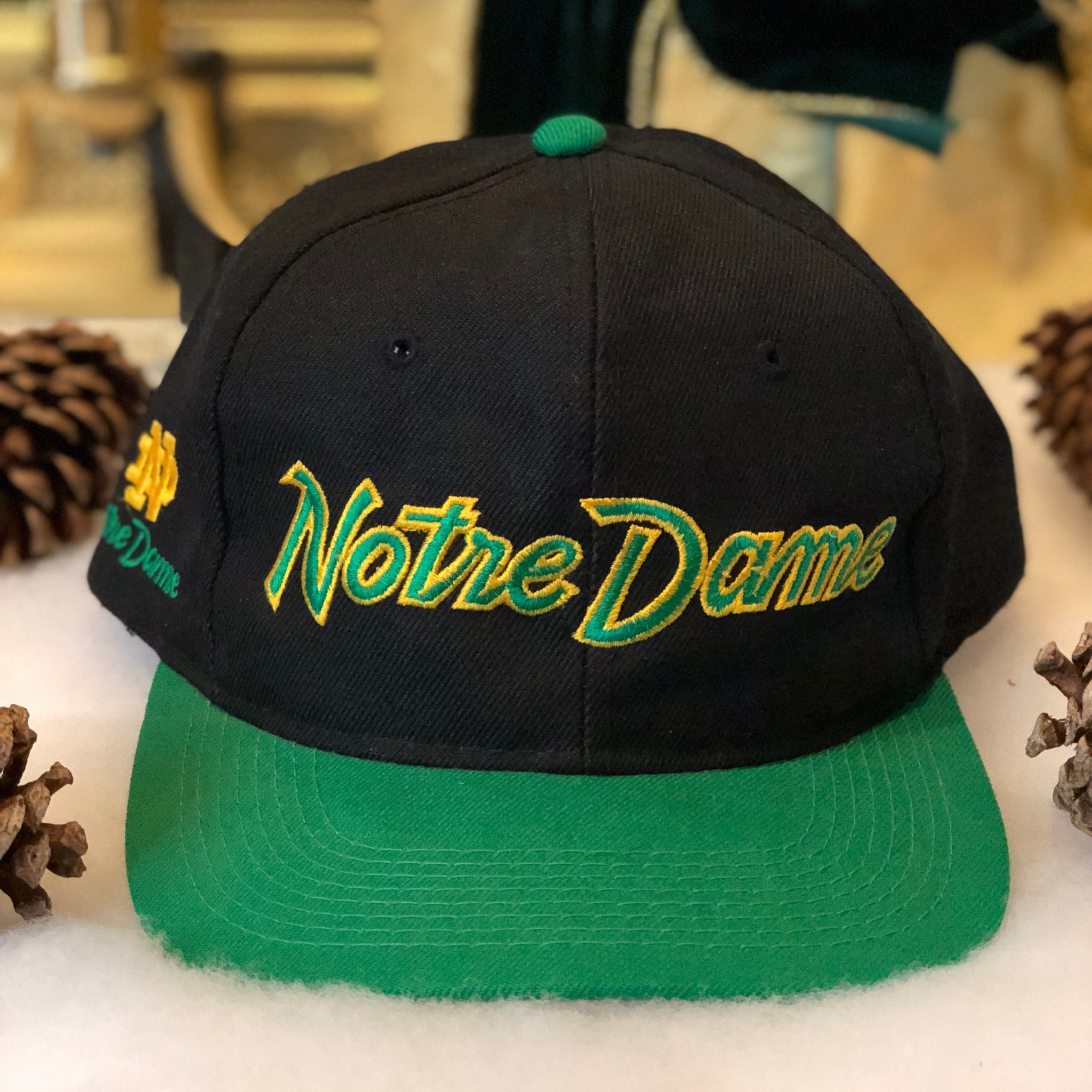 Vintage Sports Specialties Script NCAA Notre Dame Fighting Irish Snapback Hat