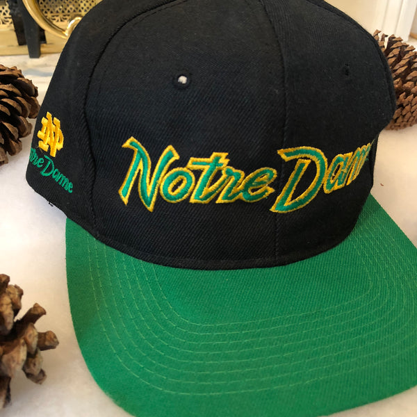 Vintage Sports Specialties Script NCAA Notre Dame Fighting Irish Snapback Hat