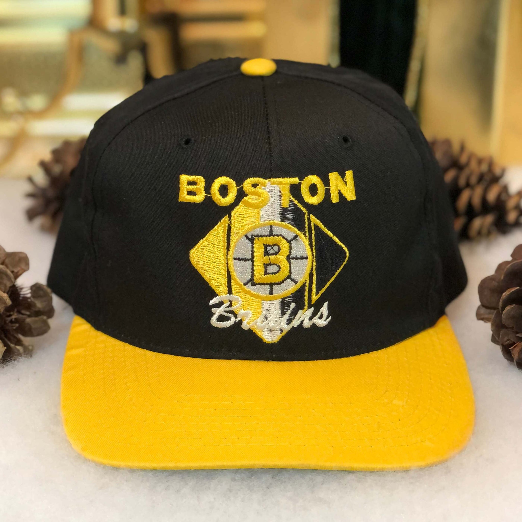 Vintage NHL Boston Bruins CCM Twill Snapback Hat