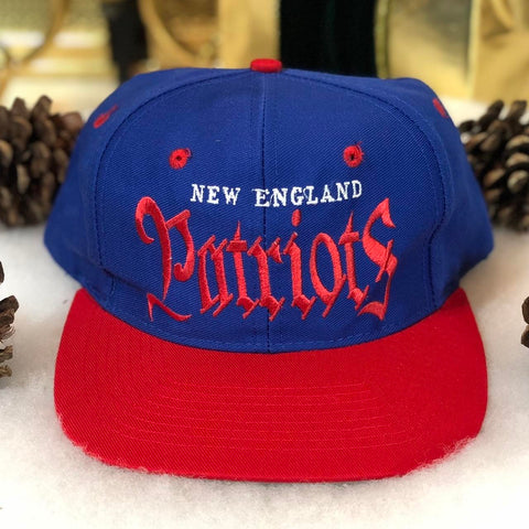 Vintage NFL New England Patriots Olde English Script Twill Snapback Hat